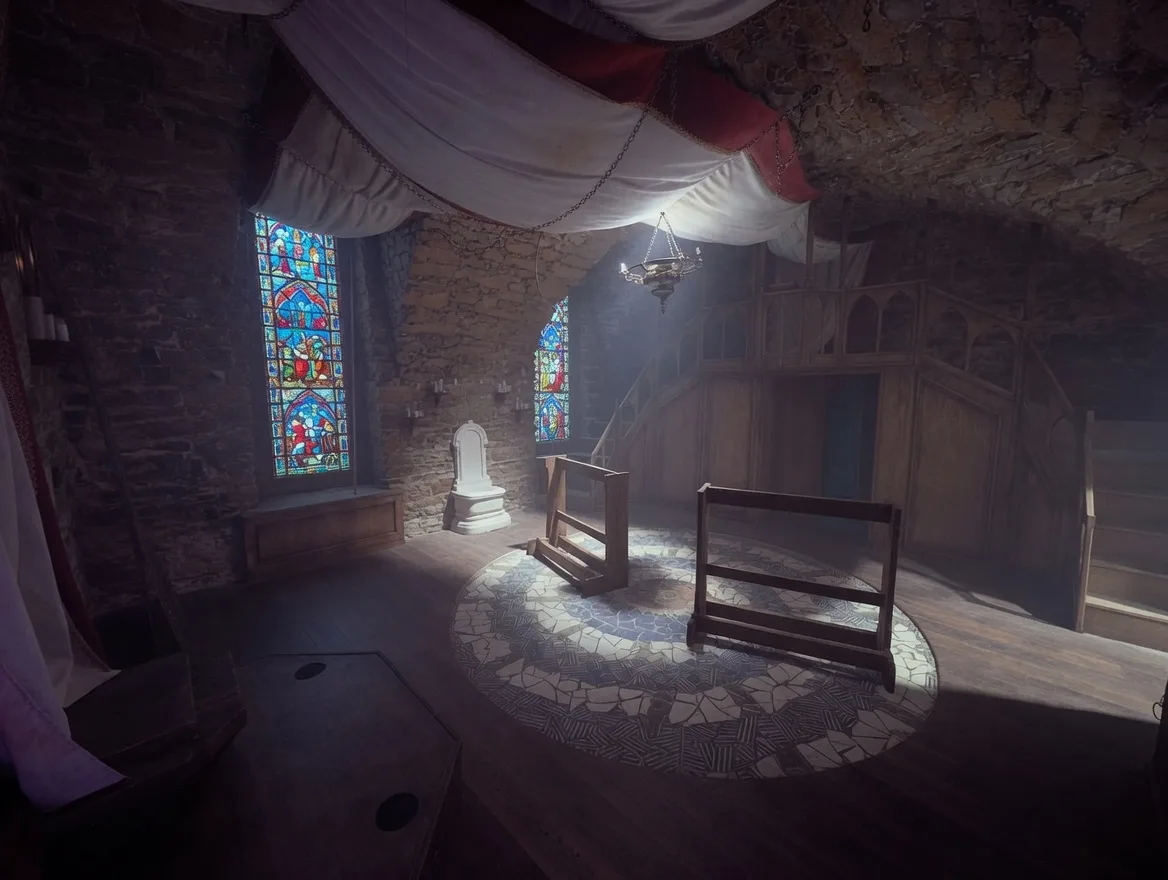 La chapelle et ses vitraux